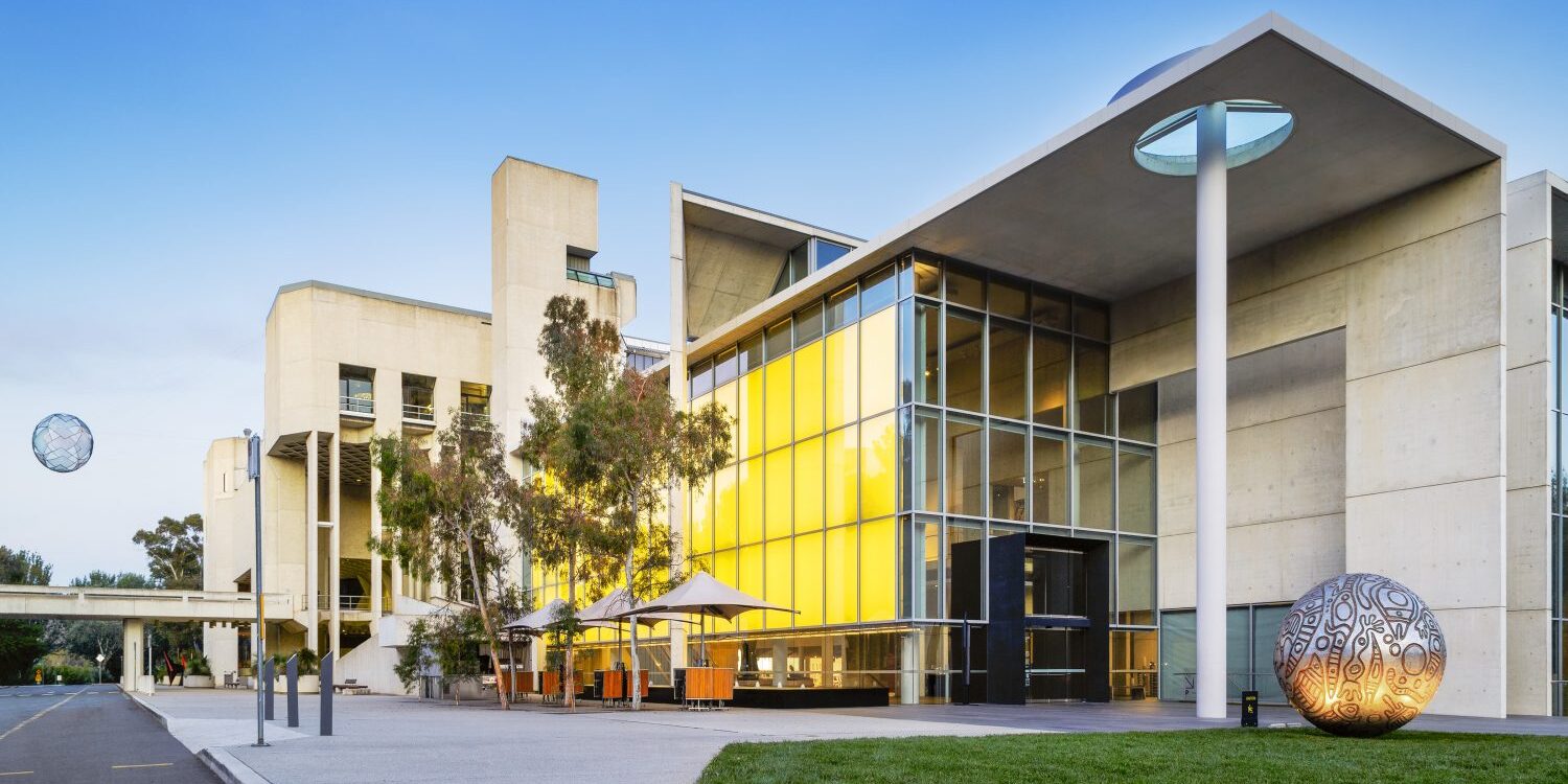 National-Gallery-with-Thanakupi-Thancoupie-Gloria-Fletcher-AO-DhaynagwidhThaynakwith-people-Eran-2010-National-Gallery-of-Australia-KamberriCanberra-Acquired-through-the-Founding-Donors-2-scaled